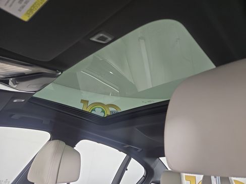 Used 2022 BMW 530i xDrive 530i xDrive w/ Executive Package image 22