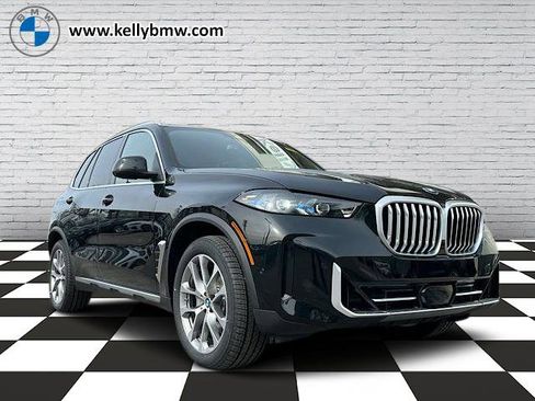 New 2026 BMW X5 xDrive40i w/ Premium Package image 1