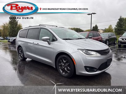 Used 2019 Chrysler Pacifica Limited w/ Advanced Safetytec Group