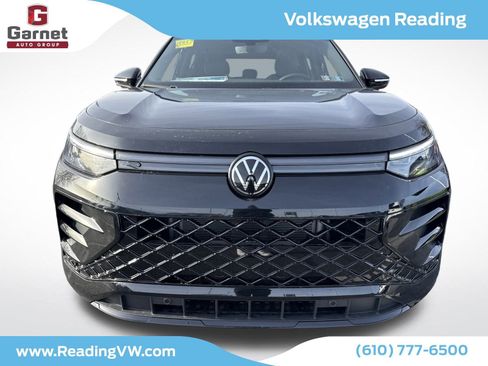 New 2026 Volkswagen Tiguan SE R-Line image 8