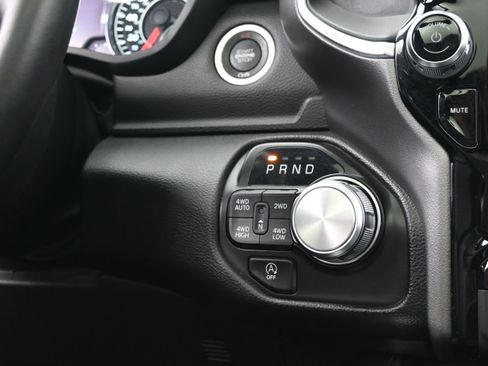 Used 2023 RAM 1500 Laramie AWD/4WD image 37