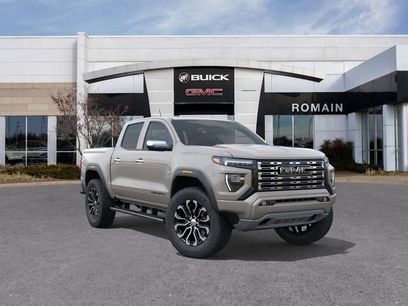 New 2026 GMC Canyon Denali w/ LPO, Black Badging Package