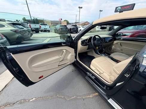 Used 2019 Volkswagen Beetle 2.0T S FWD image 10