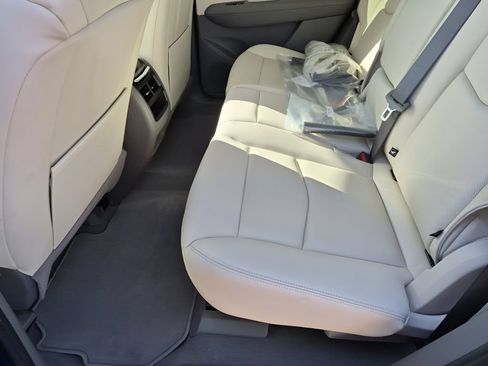 New 2026 Cadillac XT5 Premium Luxury w/ Driver Assist Package FWD image 22