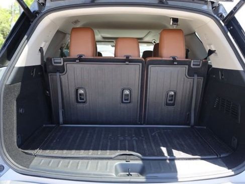 Used 2023 Nissan Pathfinder Platinum AWD/4WD image 35