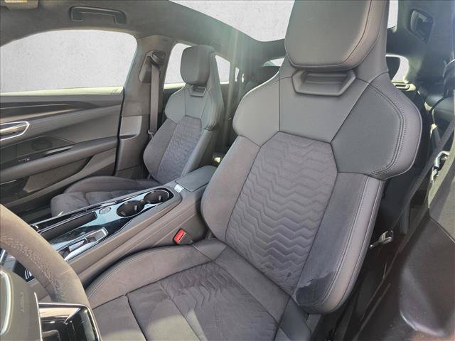 Used 2024 Audi e-tron GT Prestige w/ Prestige Package AWD/4WD image 11