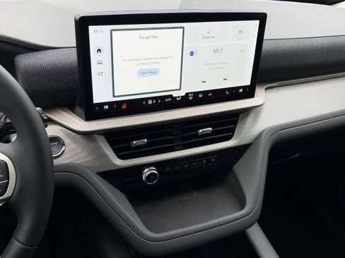 New 2026 Ford Explorer Active RWD image 45