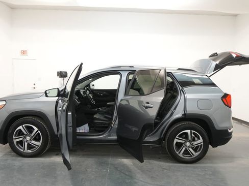 Used 2020 GMC Terrain SLT image 27