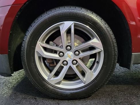 Used 2016 Chevrolet Equinox LTZ w/ Enhanced Convenience Package image 28