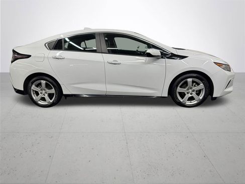 Used 2018 Chevrolet Volt LT w/ LT Driver Confidence Package image 8