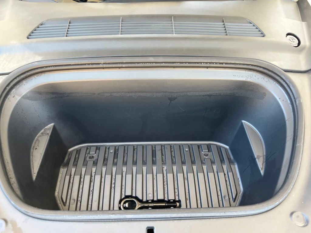 Used 2022 Tesla Model Y Performance AWD/4WD image 27