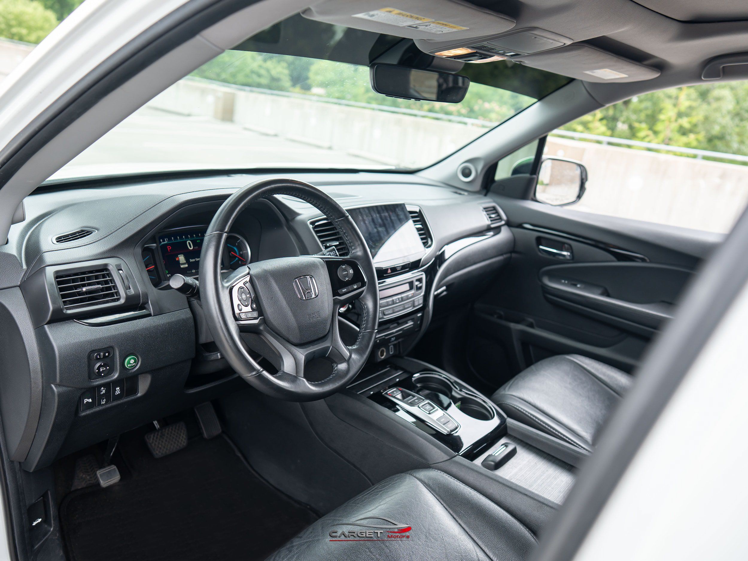 Used 2022 Honda Pilot Touring image 13