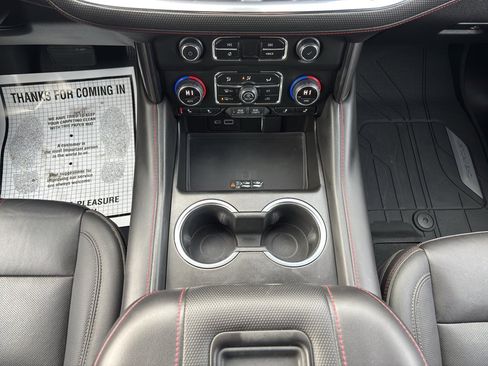 Used 2022 Chevrolet Tahoe RST w/ Luxury Package image 17