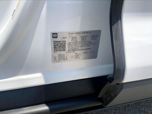 Used 2025 Buick Enclave Preferred FWD image 32