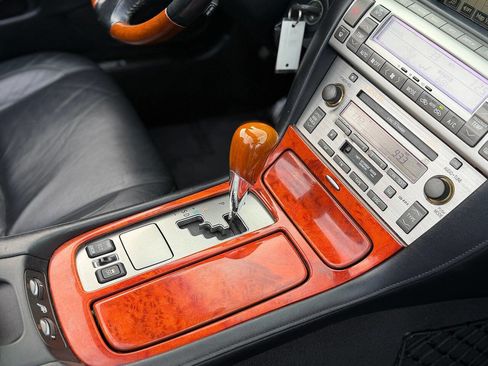 Used 2007 Lexus SC 430 Convertible image 31