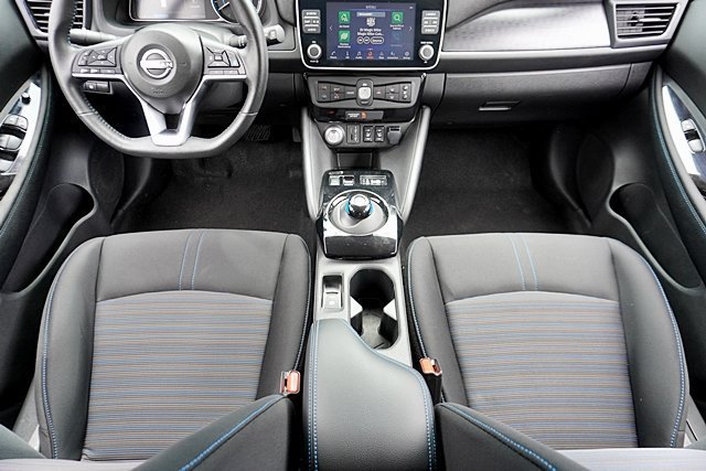 Certified 2025 Nissan Leaf SV Plus FWD image 30