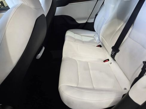 Used 2021 Tesla Model S Long Range image 12
