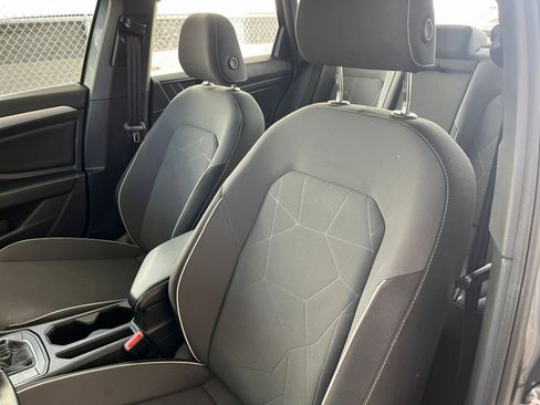 Used 2025 Volkswagen Jetta Sport image 42