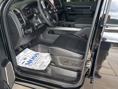 New 2026 RAM 3500 Laramie AWD/4WD image 15