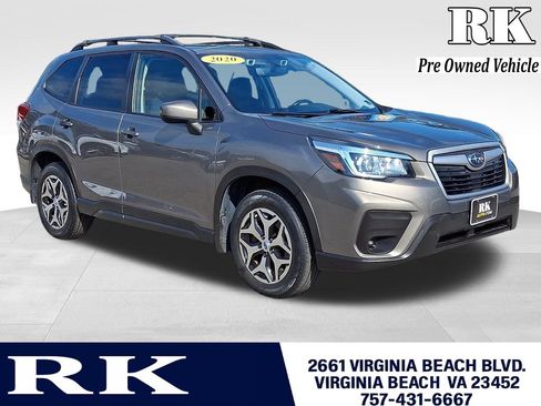 Used 2020 Subaru Forester Premium image 1