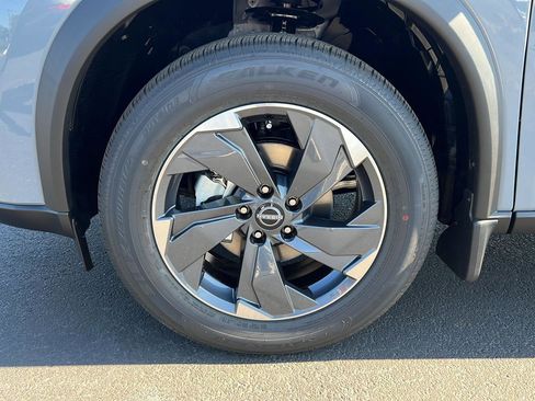 New 2026 Nissan Rogue SV image 9