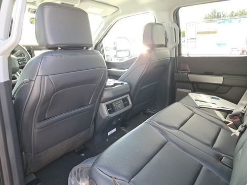 New 2026 Ford F350 Lariat w/ Black Appearance Package AWD/4WD image 12