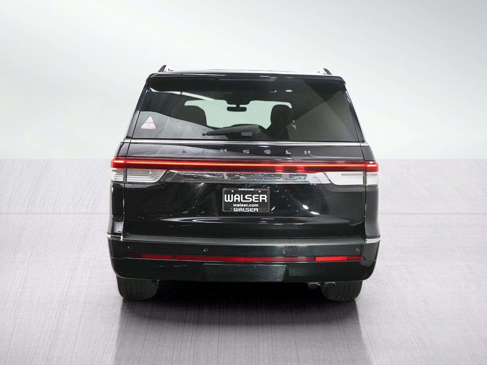Used 2024 Lincoln Navigator L Black Label AWD/4WD image 5