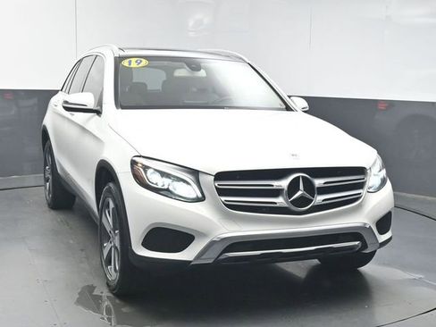 Used 2019 Mercedes-Benz GLC 300 image 2