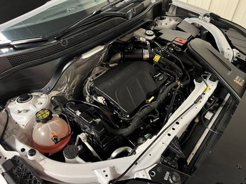 Used 2024 Chevrolet Trax RS w/ Driver Confidence Package image 40