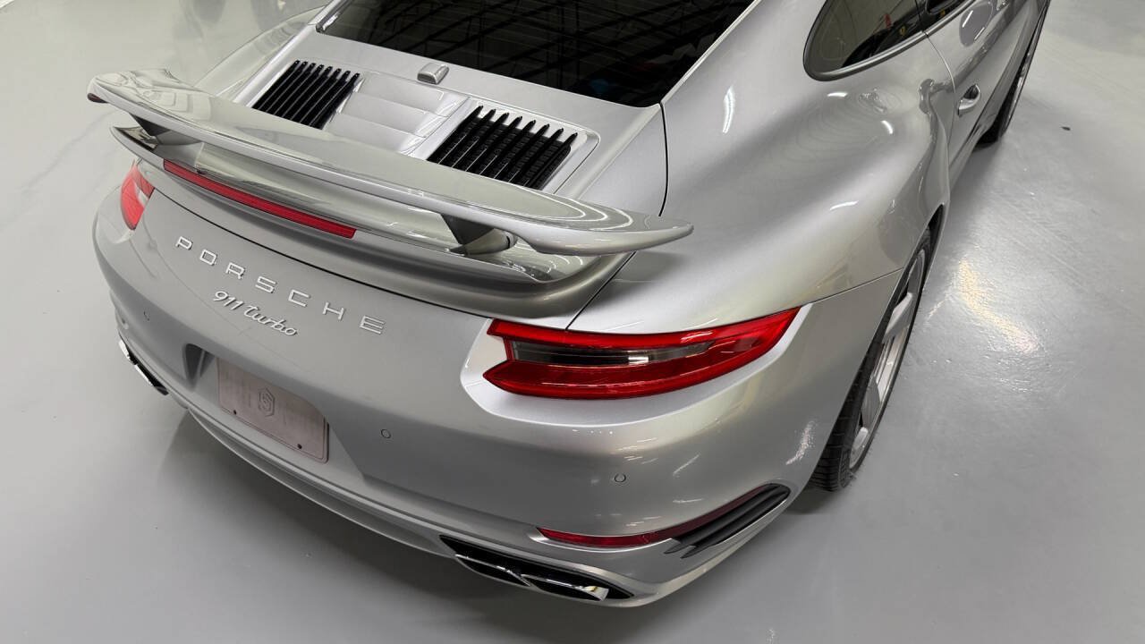 Used 2017 Porsche 911 4 Coupe AWD/4WD image 14