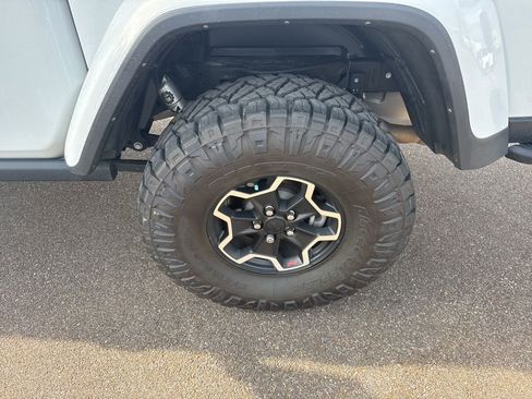 Used 2021 Jeep Gladiator Rubicon image 22