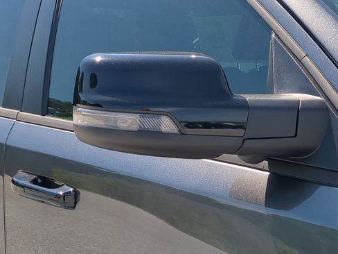 New 2026 RAM 1500 Laramie w/ Night Edition AWD/4WD image 10