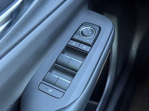 New 2026 Toyota Prius Plug-In Hybrid image 18