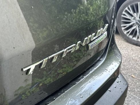 Used 2020 Ford Edge Titanium w/ Equipment Group 301A FWD image 10