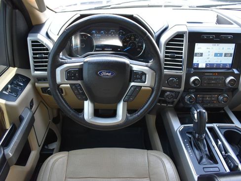 Used 2016 Ford F150 Lariat w/ Equipment Group 502A Luxury AWD/4WD image 11