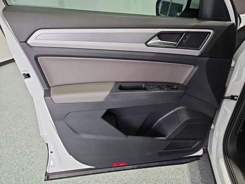 Certified 2021 Volkswagen Atlas S FWD image 15