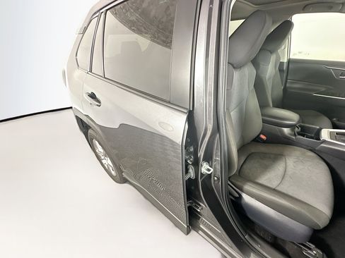 Certified 2025 Toyota RAV4 XLE w/ Convenience Package FWD image 28