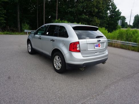 Used 2012 Ford Edge SE FWD image 16
