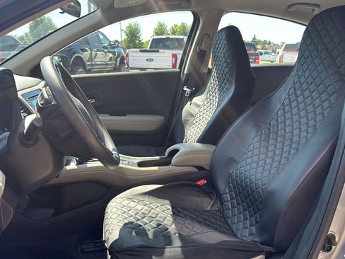Used 2021 Honda HR-V LX image 4
