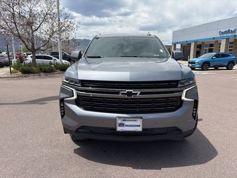 Used 2022 Chevrolet Tahoe RST w/ Luxury Package AWD/4WD image 2
