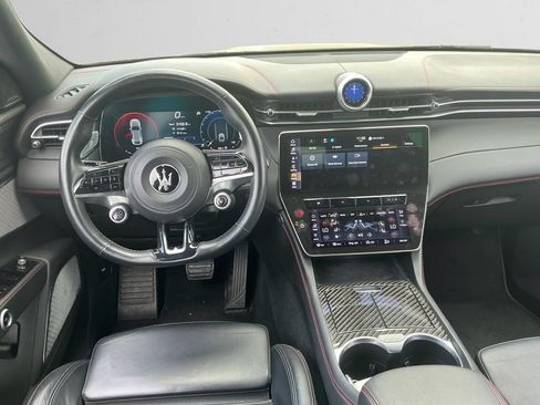 Used 2023 Maserati Grecale Modena AWD/4WD image 10