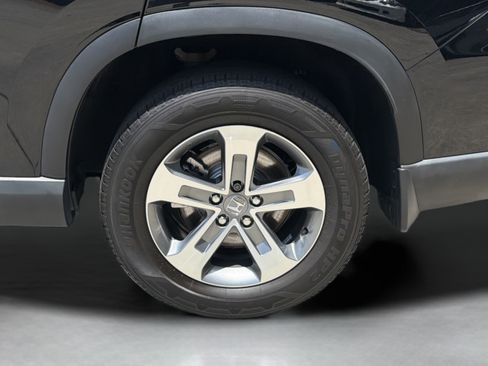 Certified 2025 Honda Pilot EX-L image 30