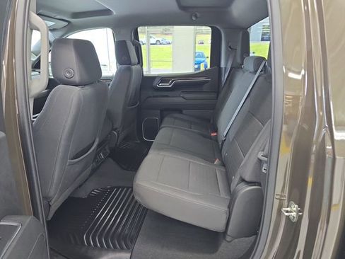 Certified 2023 Chevrolet Silverado 1500 LT AWD/4WD image 10