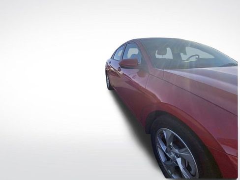 Used 2021 Hyundai Elantra SE image 12