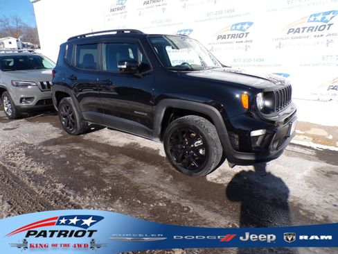 Used 2023 Jeep Renegade Altitude w/ Sun/Sound Group image 1