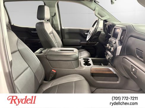 Used 2021 GMC Sierra 1500 SLT AWD/4WD image 16