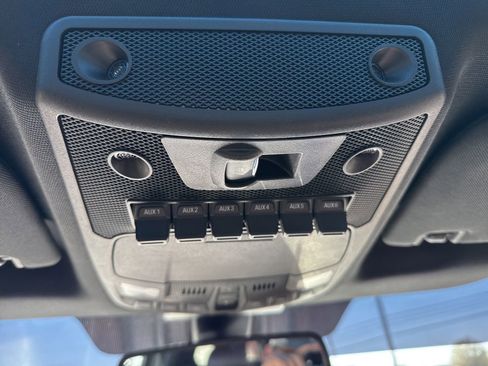 Used 2017 Ford F250 Platinum w/ Platinum Ultimate Package image 18