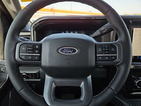 New 2026 Ford F250 Lariat w/ Black Appearance Package image 27