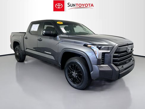 Used 2024 Toyota Tundra SR5 w/ SR5 Convenience Package image 1