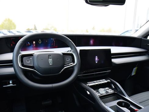 New 2026 Lincoln Nautilus Reserve w/ Jet Appearance Package AWD/4WD image 12